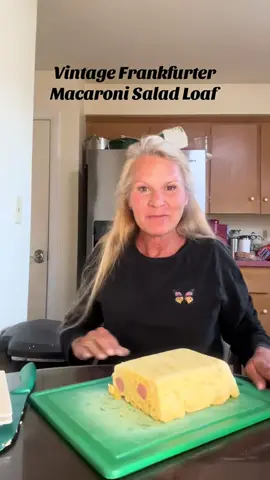 Vintage Frankfurter aka Hotdog Macaroni Salad Loaf Recipe #homemade #vintage #cooking #Recipe #hotdog 