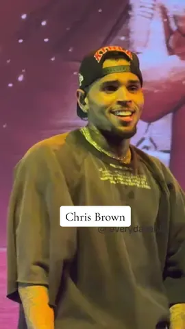 🫦 #chrisbrown #breezy #CB #chrisbreezy #chrisbrowntiktok 