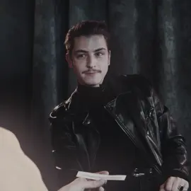 oh he knows… #borankuzum #aestheticedit #leonidaspapadopoulos #fyp 