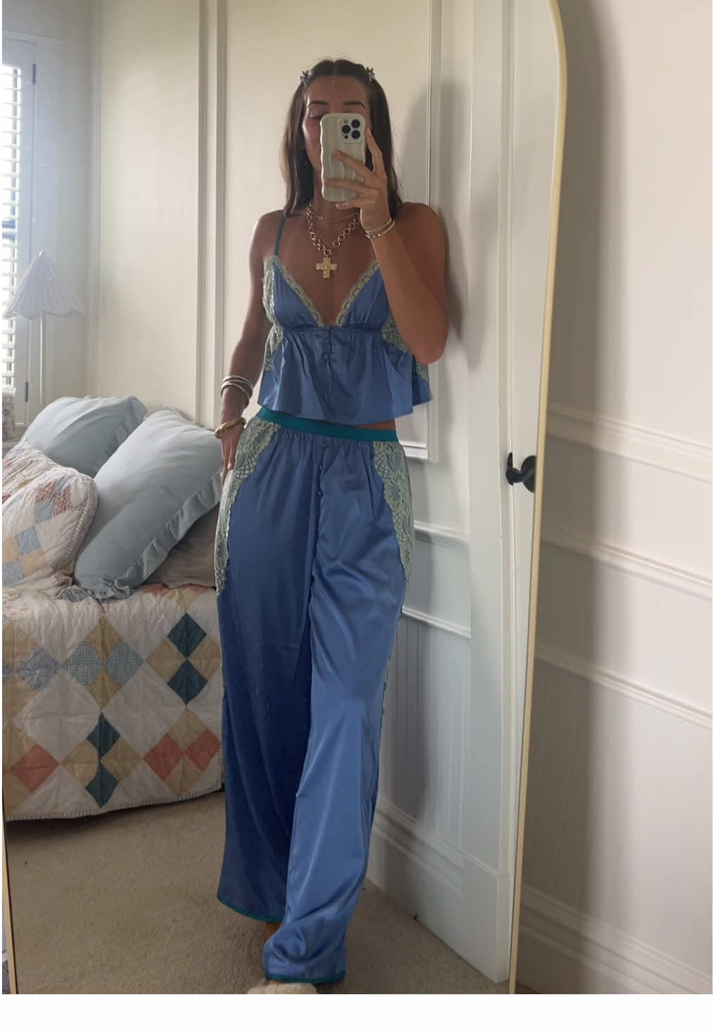 lacey pjs sets like this >>