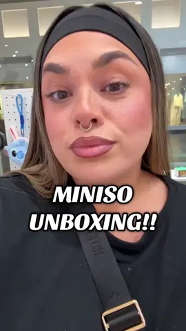 My first @MINISO United States Mickey unboxing! #minisoblindbox #miniso #headintheclouds #mysterybagcharm #labubu 