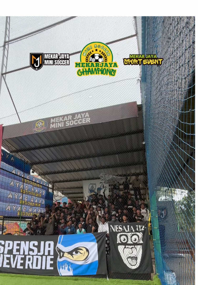 SPENSJA (SMPN 1 JALANCAGAK) Bukan tentang siapa yang paling keras bersuara, tapi siapa yang paling tulus mendukung. #MekarJayaChampions#EnergiSupporter#mekarjayaminisoccer#subang 
