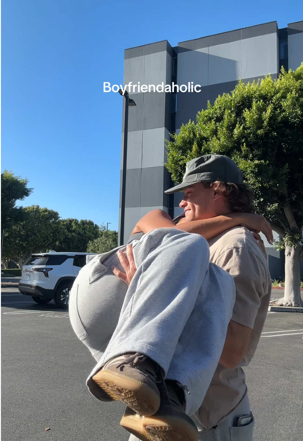 I said “can you just act obsessed with me for this video” and he said oh done easy. we’re in love! #boyfriend #Relationship #couple #trend #girlfriend 