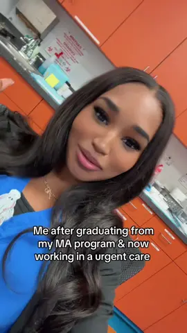Seriously though 😆I highly recommend working in an urgent care for experience! We do it allllll #itgirlmyra #fypシ #foryoupage #medicalassistant #cma 