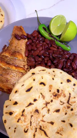 Pescado frito Riquisimo #pescadofrito #pescado #mama 