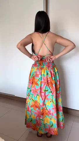 lança AMANHÃ 😍 07/10, corre pro meu grupo do WhatsApp pra receber o link dele com todos os descontos! (Link na bio do app vizinho) #farmete #farmrio #adorofarm 