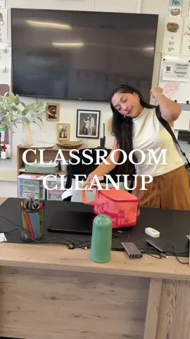 It’s crazy how much better the classroom feels after a quick 10 minute cleanup. #classroomcleanup #teacherlife #teachertok #teachercleaning #lifeofateacher 
