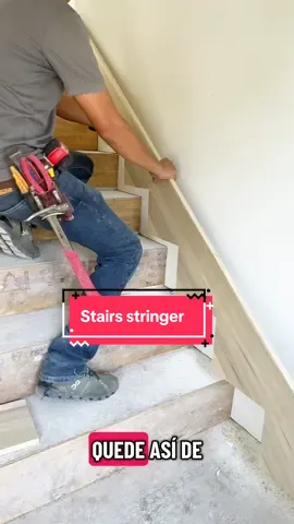 Como instalar faldón de escaleras. Un truco muy bueno #carpentry #woodworking #viral #foryoupage 
