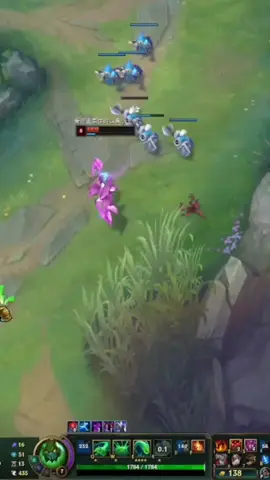 Persiguiendo a Kai'sa xd#lol #leagueoflegendsclips #leagueoflegends #leagueoflegendsmemes #zacmodskin 