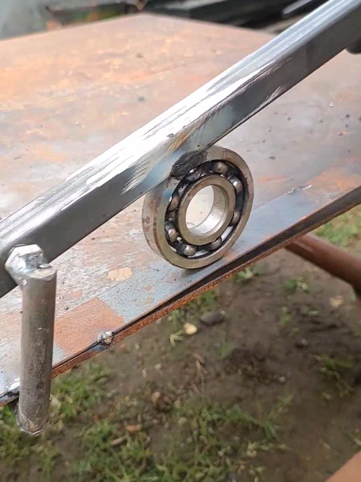 make a tool that is very helpful in welding uneven plate joints. #homemade #tools #welder#DIY#welding 