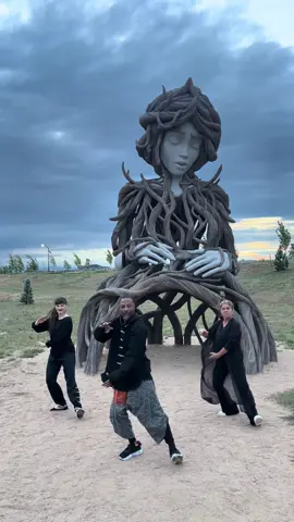 The sacred art of Tai Chi 🙏🏽✨ Grateful for movement as medicine.  Come join us for the last Tai Chi Tuesday at @The Aurora Highlands on Tuesday, October 21 at 6 PM. RSVP using the link in my LinkTree!  Thank you @ronnieharvey00 and @AOPYO and @Giancarla Di Laura for these teachings ❤️