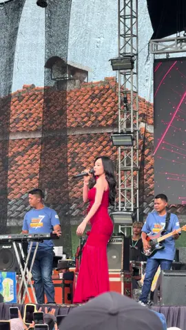 Ngaplang ngalang by @Difarina 🫶🏻❤️