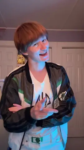 [IB @Matt ] pov u lightly punch ur crush in the arm to pretend u aren’t giving him the biggest heart eyes (i do this irl) 