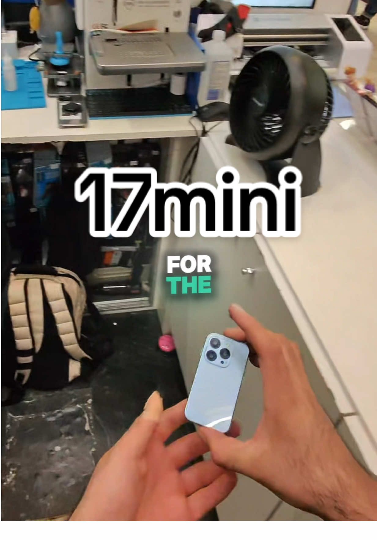 They Thought It Was an iPhone 17 Mini—Temu Phone Prank Gone Viral! #mastergotech #applepay #temufinds #fyp #iphone17 