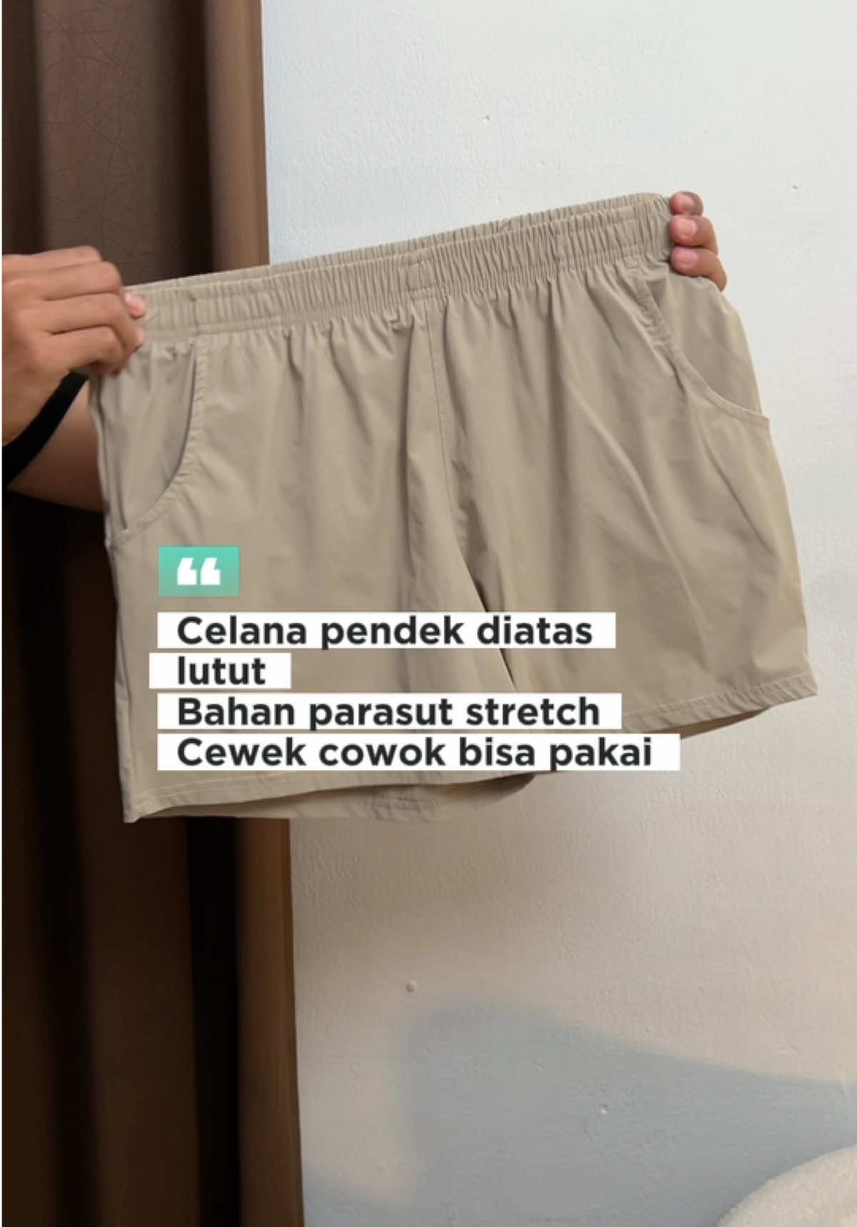 Celana pendek diatas lutut bahan parasut stretch adem jahitannya rapih nyaman dipakai cewek cowok bisa pakai #celanapendek #celanapria #celanapendekpria #celanaboxer #celanakolor 