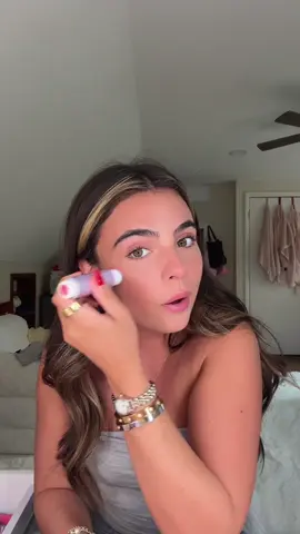 @tarte cosmetics @Peach & Lily @Saie @Estée Lauder @Benefit Cosmetics #benefitclubpink @COVERGIRL @Rare Beauty @Haus Labs @Hourglass Cosmetics @Gisou 