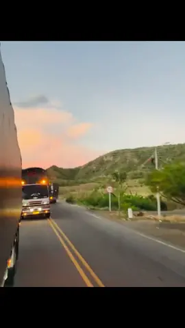 solo camiónes y cumbias🚚🚀✌🏼@Brayan Revelo095 ❤️🚛🇺🇸 @Felipe👻✌️ @Fredy Daza García @Jt🫀 @Mauricio @ESTEBITAN  148 ✅ @𝐽𝜀𝑓𝜀𝛾 ϻ.♛ @William Muñoz @William_Films @SUEÑA EN GRANDE #almejorestilocamionero💥🇨🇴🚛💯♥️😎 #turberosconestilo🔥🚛👨‍👩‍👦 #camionerosdelsur🛣️🚛💨💪🧀👍 #turberosdecorazón🥰🥰💯💪💪🚚💨🚛⛰️🏞️🛣️ #almejorestilocamionero 