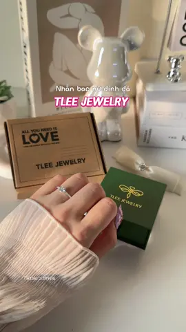 Nhẫn bạc nữ TLEE JEWELRY bling bling xinh xỉuuu💍💅🏻👑✨ #tlee #nhanbacnu #nhanbactlee #tleejewelry #ziziriviu 