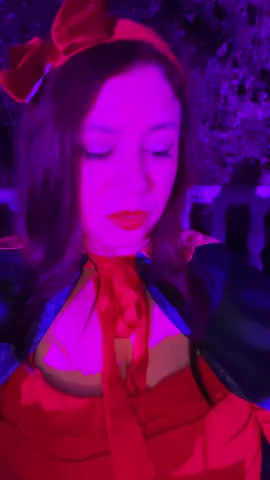 Take the Apple 🍎 dear #halloween2025 #halloweencosplay #trendingsound #snowwhite #fyp 