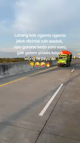 jare arek arek ganteng kono sesz kene🤪🤣 #gabahbalap🌾 #drivermuda #fyppppppppppppppppppppppp #pejuangrupiah #bahanswmu 