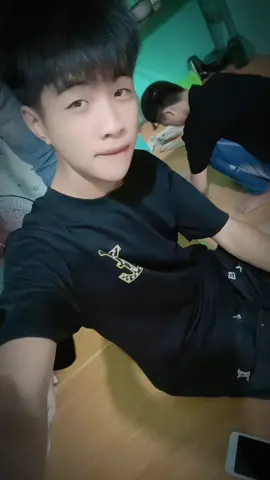 Anh cho e hộp milo e vội chạy theo th mikenco🫀#viral #viral 
