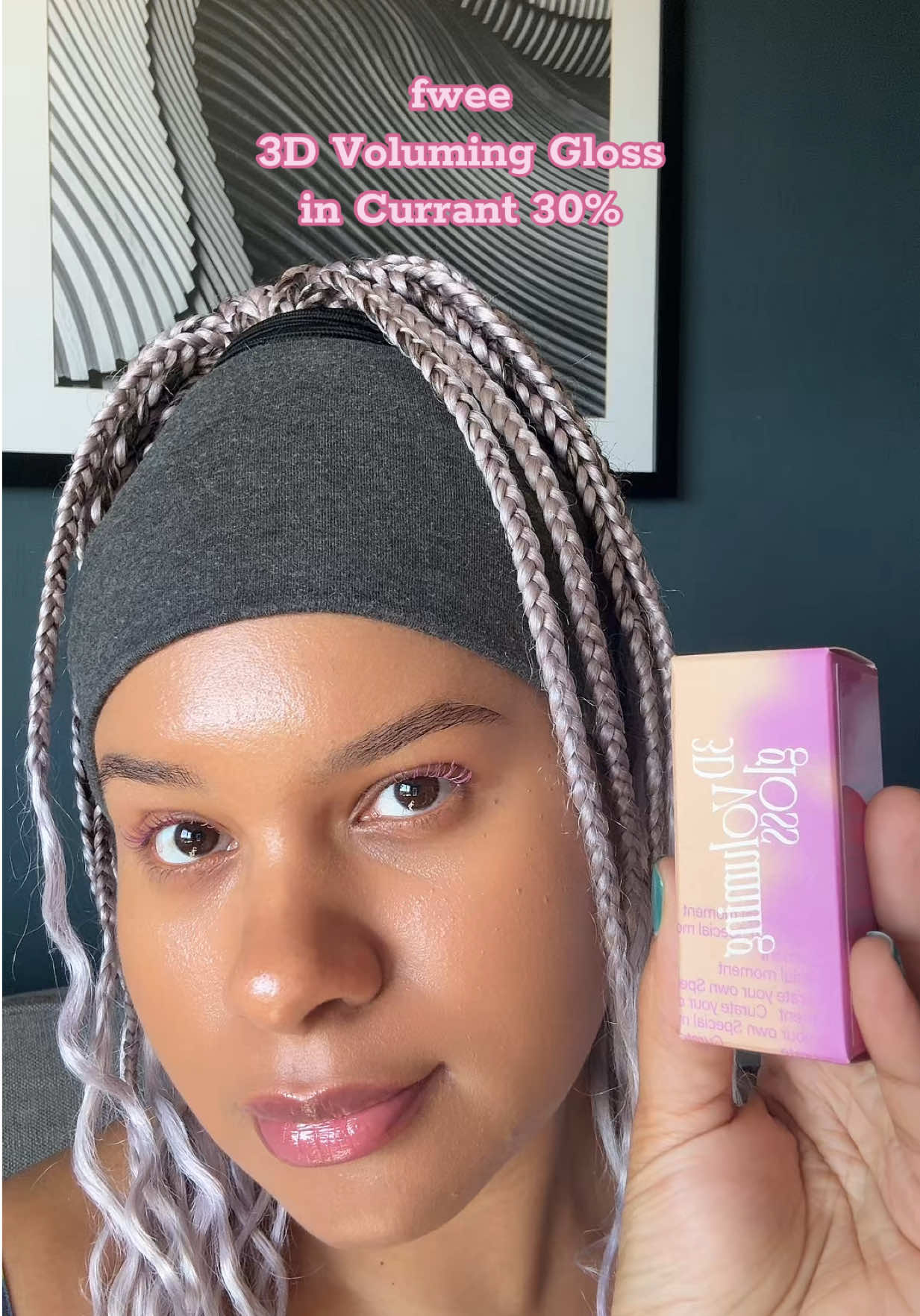 First time trying fwee's (@fwee) 3D Voluming Gloss in Currant 30% 💜  Benefits: Instant volume and shine  Non-sticky comfort All day hydration Vitamin E for chapped Lips #fwee #fweelipgloss #fweegloss #3dvoluminggloss  #fwee1Mchallenge