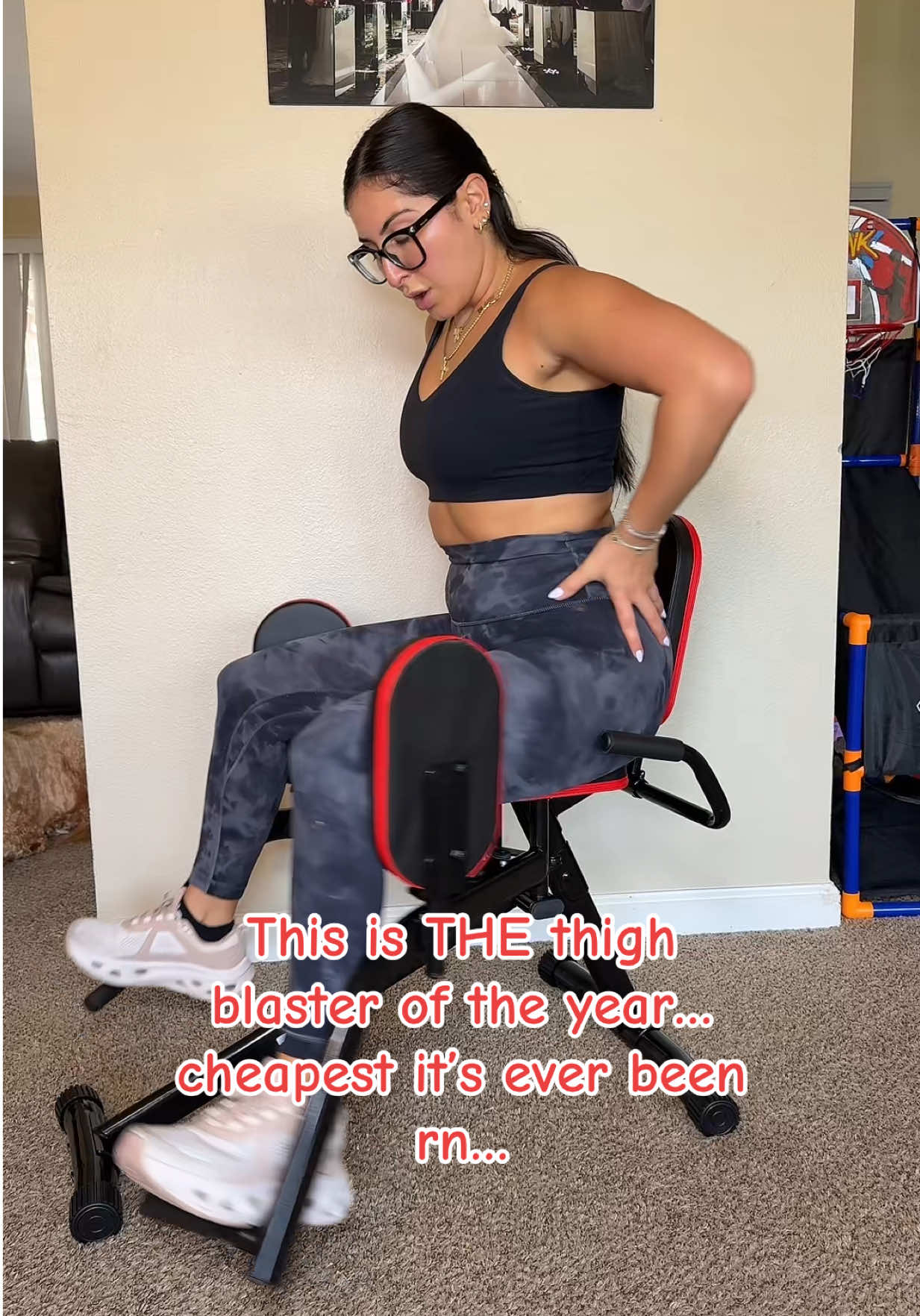 The way this burns my glutes and thighs…unmatched  #legday #tiktokshopcreatorpicks #tiktokshopunboxing #TikTokShopFallDealsForYou #dealsforyoudays 