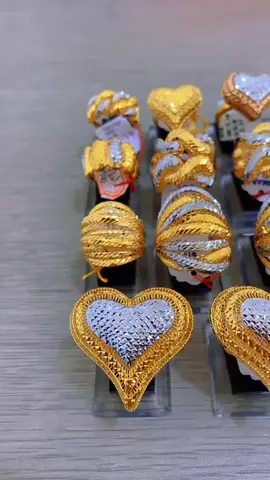 Mudah, cepat, dan berbaloi! Dapatkan emas idaman anda dengan harga lelong sekarang! 🔥 #emas916 #rebutcepat #postageseluruhmalaysia #jomordersekarang #fypmalaysia 