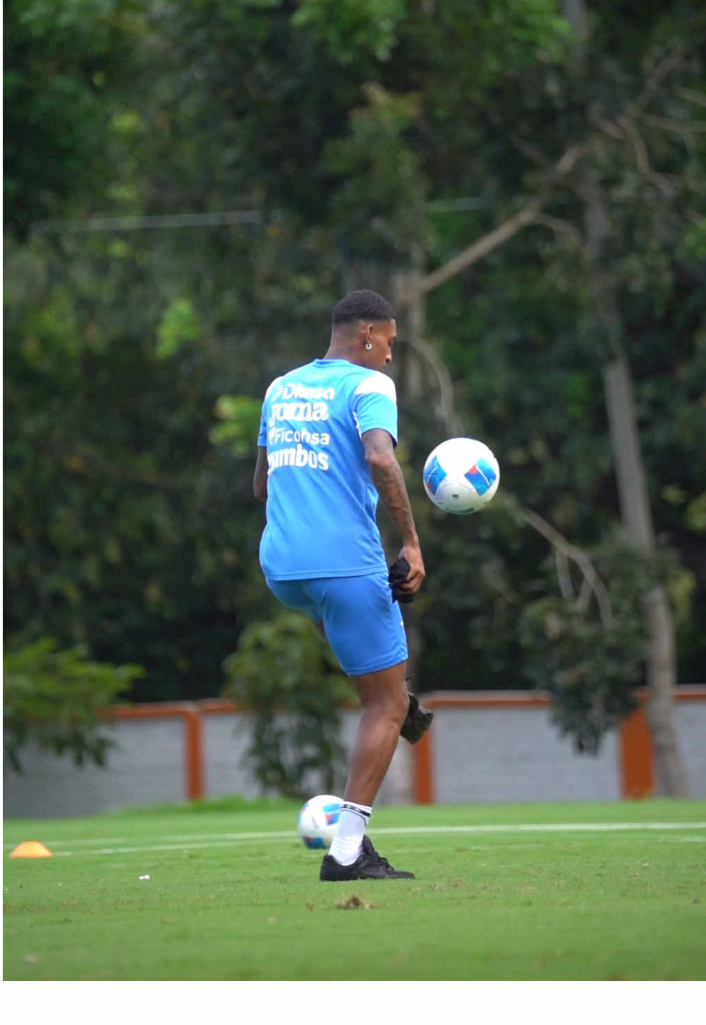 ¡Ya no podemos esperar más! Ya queremos que empiece el  🇭🇳 Honduras Vs Costa Rica🇨🇷