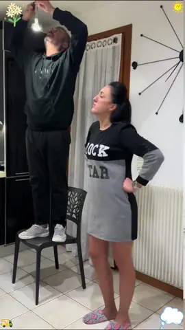 #prank #lindyandjlo #toro #funny #nfl