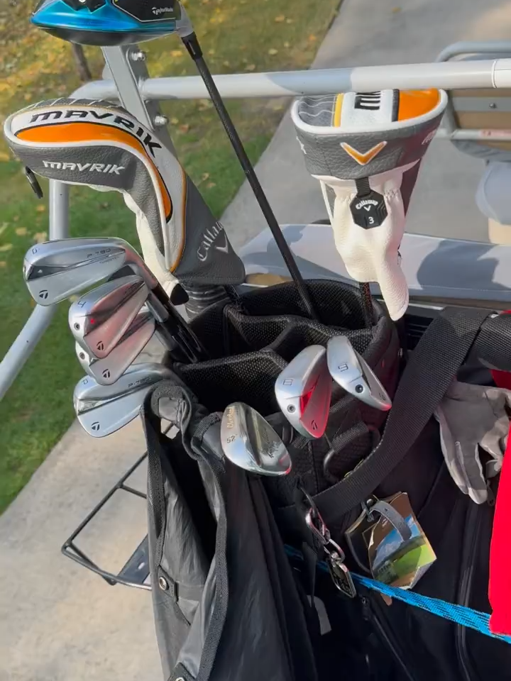 ゴルフは人生と同じで、ティーショットがどれほど完璧かではなく、ミスをした後に冷静に調整し、再びスイングできるかどうかが重要だ。集中力、忍耐力、そして継続こそが、グリーンへと導く真の力である。#ゴルフ