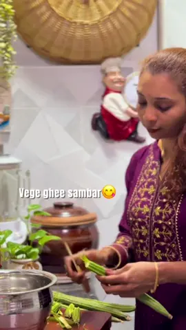 Vege Sambar let’s cook 😋  #vegesambar #lavasspicykitchen #tiktokchef #tiktokchef #indianfood  