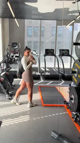 Winter Lock-in 🔗 ##gym #gymgirls #gains #lockin 