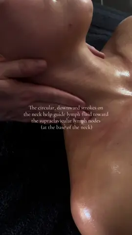What if your treatment room could be about more than facials? 🌿 What if it could be a true sanctuary of healing — where facial massage, intentional touch, and nervous system-calming techniques come together to restore balance to the body, mind, spirit, and skin? In the rise of medical aesthetics, facial massage became, in many ways, a dying art. But within the rise of holistic aesthetics, we’re remembering just how sacred and powerful this practice truly is. It’s not only about technique — it’s about presence. It’s about creating a space where your clients can feel safe, seen, and restored from the inside out. This is the future of skincare. This is the revival of healing through touch. 🤍 #holisticskincare #massagetherapy #esthetician 