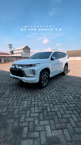 Dealer Mitsubishi Blitar  Pajero dakar 4x2 putih dp 70.000.000 . Info : wa.me/6281249480008 . Siap kirim luar kota Siap bantu aftersales Siap bantu proses sampai beres . ✅ Cash / Kredit ✅ Dp 70 jutaan ✅ Bunga ringan  ✅ Smart Cash / Tanpa bunga ( 0% ) #mitsubishi #pajerosport #salesmitsubishi #blitar #fyppppppppppppppppppppppp 