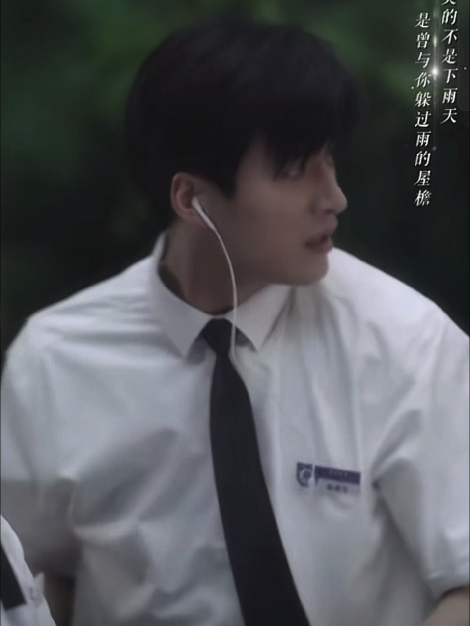 เรื่อง สามีแห่งชาติของฉัน นางเอกเข้าใจว่าพระเอกแอบรักเพื่อนรวมชั้นสมัยมัธยม เพราะเพื่อนคนนี้อยากเป็นนักเขียนพระเอกเลยมาเป็นนักแสดง นางเอกไม่เคยรู้ว่าพระเอกอยากเป็นหมอ แต่มหาลัยที่นางเอกอยากไปไม่มีคณะหมอ #อดตาหลับขับตานอน #ซีรี่ย์จีน #fypシ゚ #fallinloveseries #เทรนด์วันนี้ 