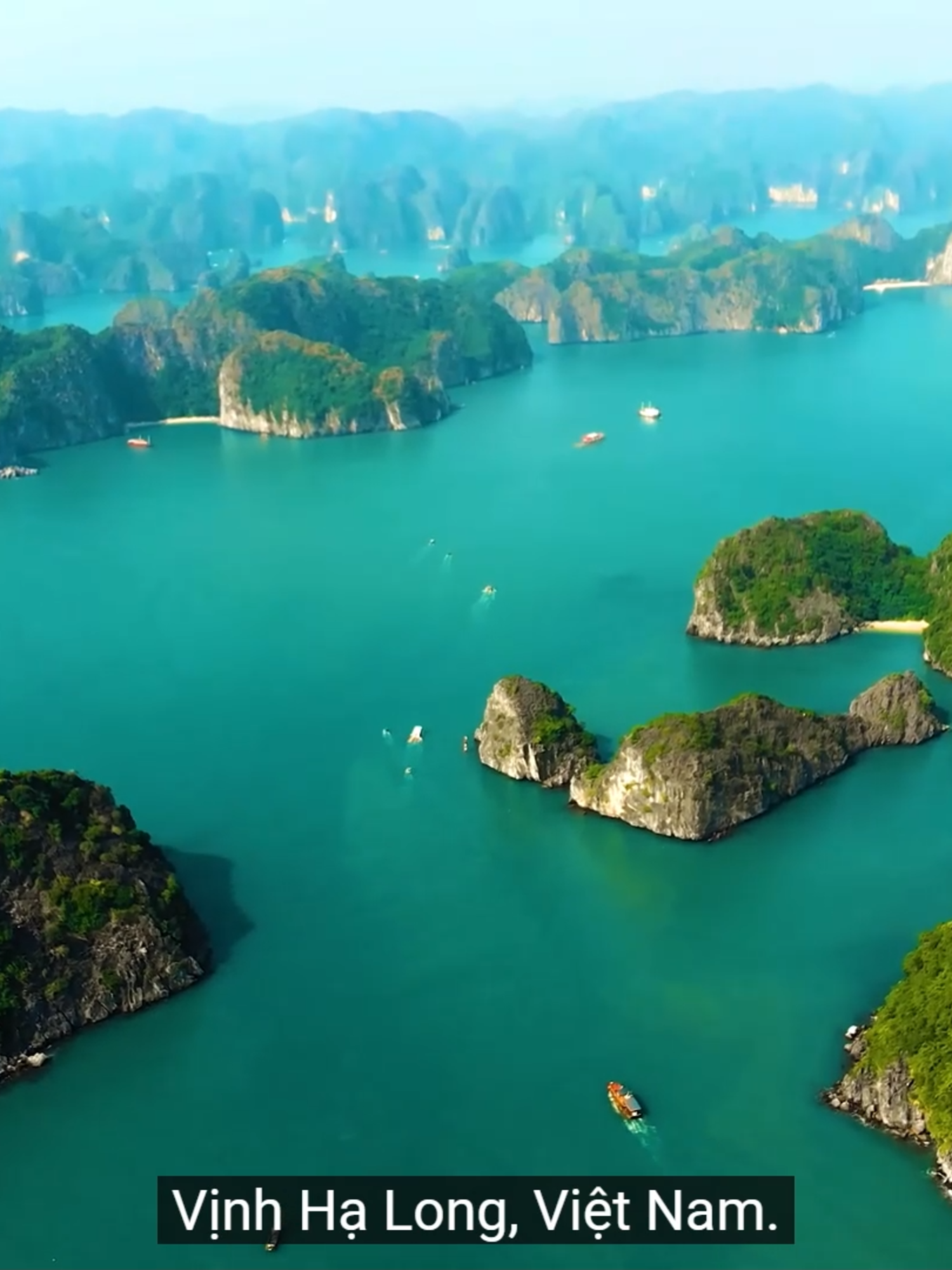 Top kì quan thiên nhiên thể giới không phải là cái danh mà là đẹp thật..#chill #canhdep #lirycs #nhachaymoingay #fyp #uocduoclenxuhuong #vinhhalong