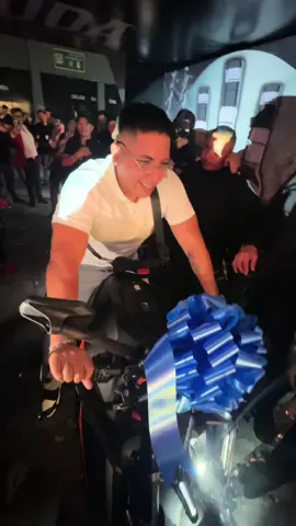 Mi carnal Eduin Cash me regaló una KTM 1390 Video en el Tutup ♥️🙏