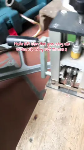 Máy tuất dây điện tự động đa năng dùng tách vỏ dây điện lấy đồng năng suất cao, tiết kiệm thời gian và công sức  #taphoaonlinenhabinh  #tachvodaydien  #dungcutachvodaydien  #phelieu  #tachdaydien 