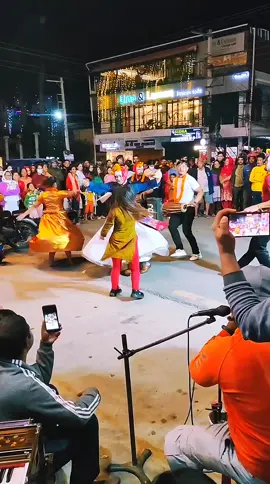 देउसी भैलो को रमाइलो केही वर्ष पहिलाको फेरि एक झल्को सबैले माया गरिदिनुहोला  #vairalvideo #butwalbelbas #dausibhailo  #arghakhanchi #mr_keshab🙏🇳🇵🎤 