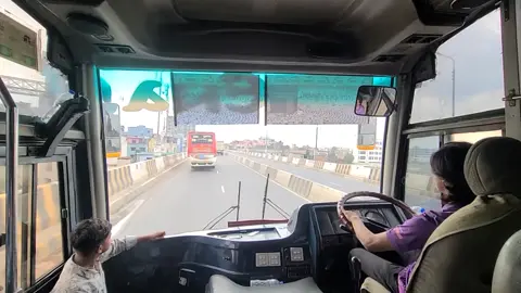 ঢাকা থেকে রংপুর মাত্র ৮ জন যাত্রী নিয়ে যাওয়ার রেকর্ড হলো তাও আবার 1j এসি,,যেখানে তেলের টাকায় হয় না সেখানে তো আরো তিনটা স্টাফ আছে#viral #enatransport #busdriver #edit 