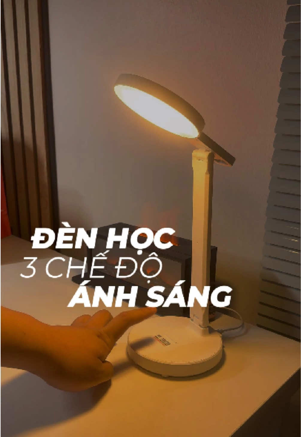 Đèn học nhỏ gọn, đa năng, 3 chế độ ánh sáng #denhoc #denhocdeban #denchongcanthi #denchongcan #sidohome 