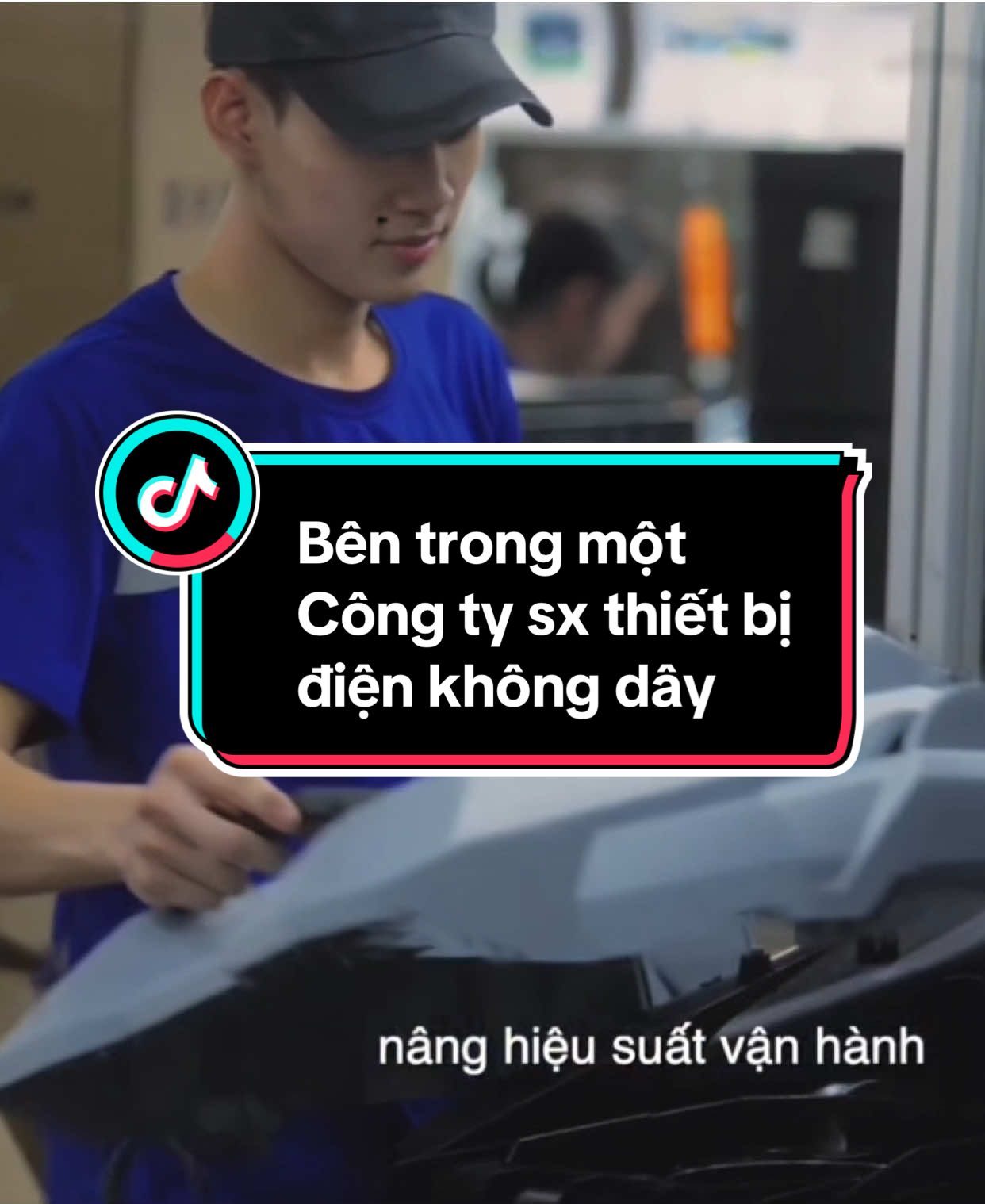 Bên trong một công ty sản xuất thiết bị điện tại Mỹ Phước 3,4 , được cho biết cơ sở này chuyên sản xuất về các loại thiết bị điện xuất khẩu thuộc top các tập đoàn trên thế giới #xuhuong #TikTokAwardsVN #vieclam #nhanluctriviet #xh 