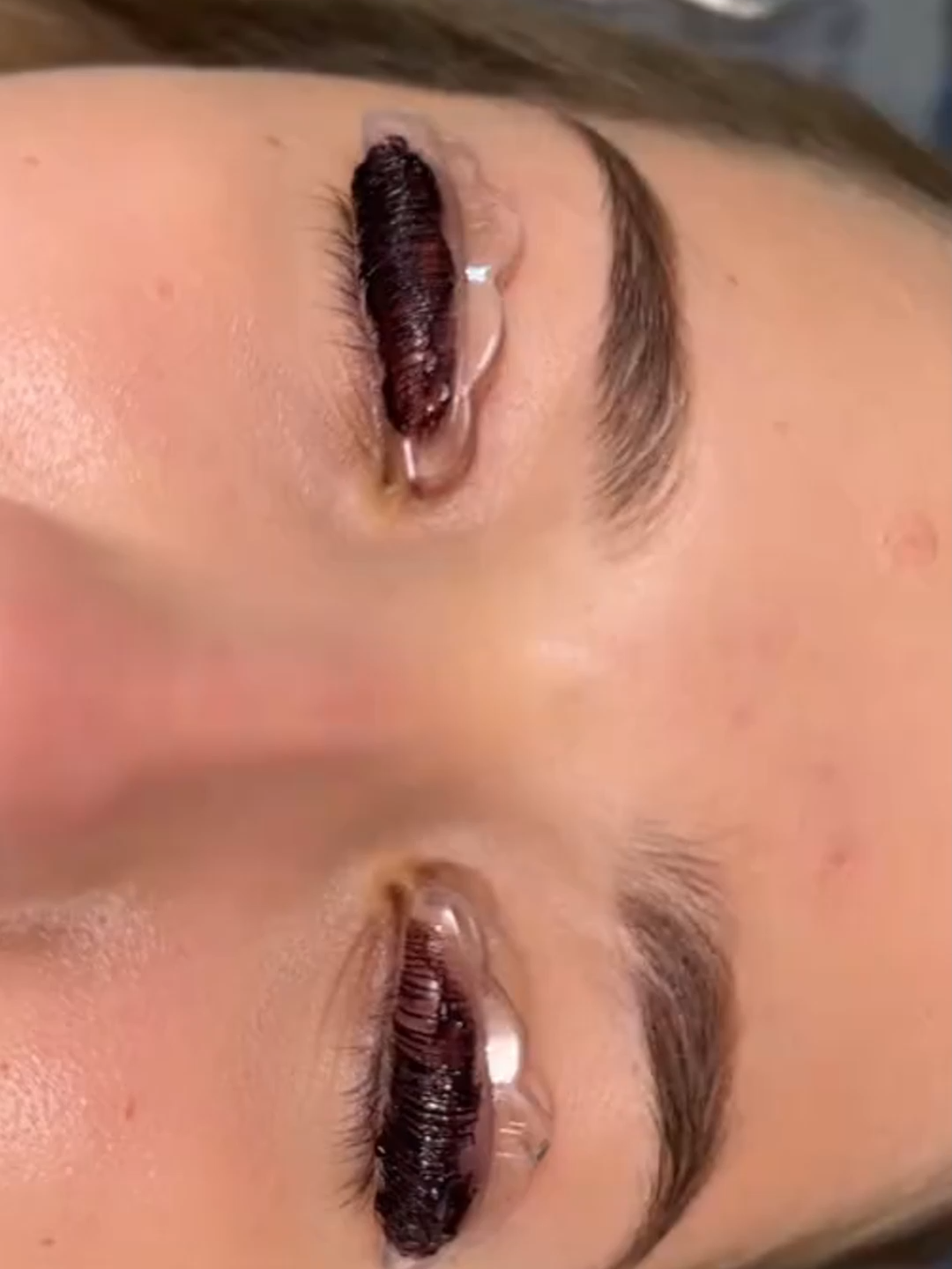 #lashes #lashtech #lashartist #volumelashes #eyelashextensions #makeup #beauty #lashtraining #cosmetics #beautylovers #pestañashermosas #beautyinfluencer