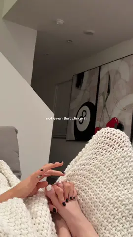 im admiring her ring #wlw #clingy 