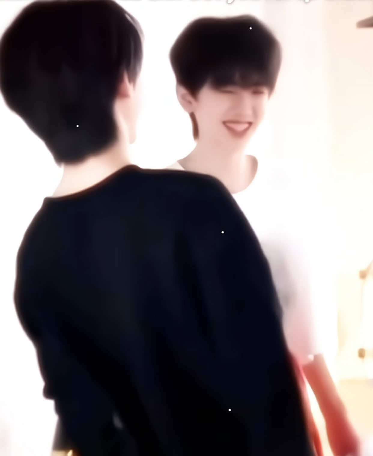 Vid này ở trong kho được 5 ngày rồi😞 #vănhàm #wenhan #文函 #tf家族四代 #xh 