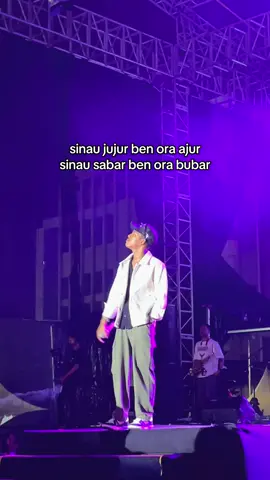 🥹 @Hasantoysss @hsntyslive @AFTERSHINE OFFICIAL #hasanaftershine #semarang #konser 