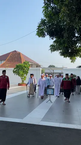 masyallah#cilongok #cilongokpasarkemis #abuyauciturtusi #fyppppppppppppppppppppppp #pasarkemistangerang 