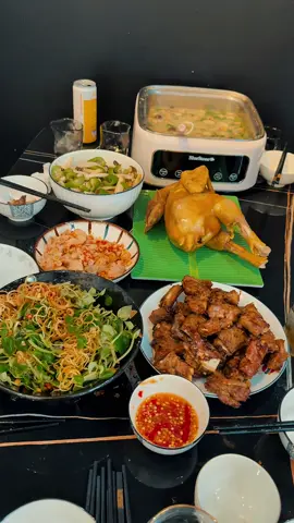Nồi cháo gà hấp mướp cho ngày vào thu #winheoheoheo #winheotamky #noilauhap #bluestone 
