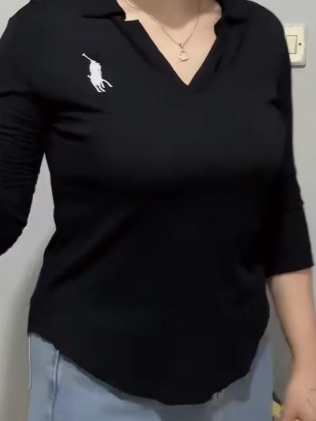 KAOS OLIVE BORDIR #kaos #kaoswanita #bajuwanita #kaoskerah #atasanwanita 